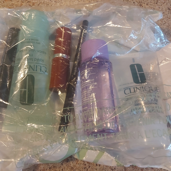 Clinique travel hand bag - Picture 2 of 2